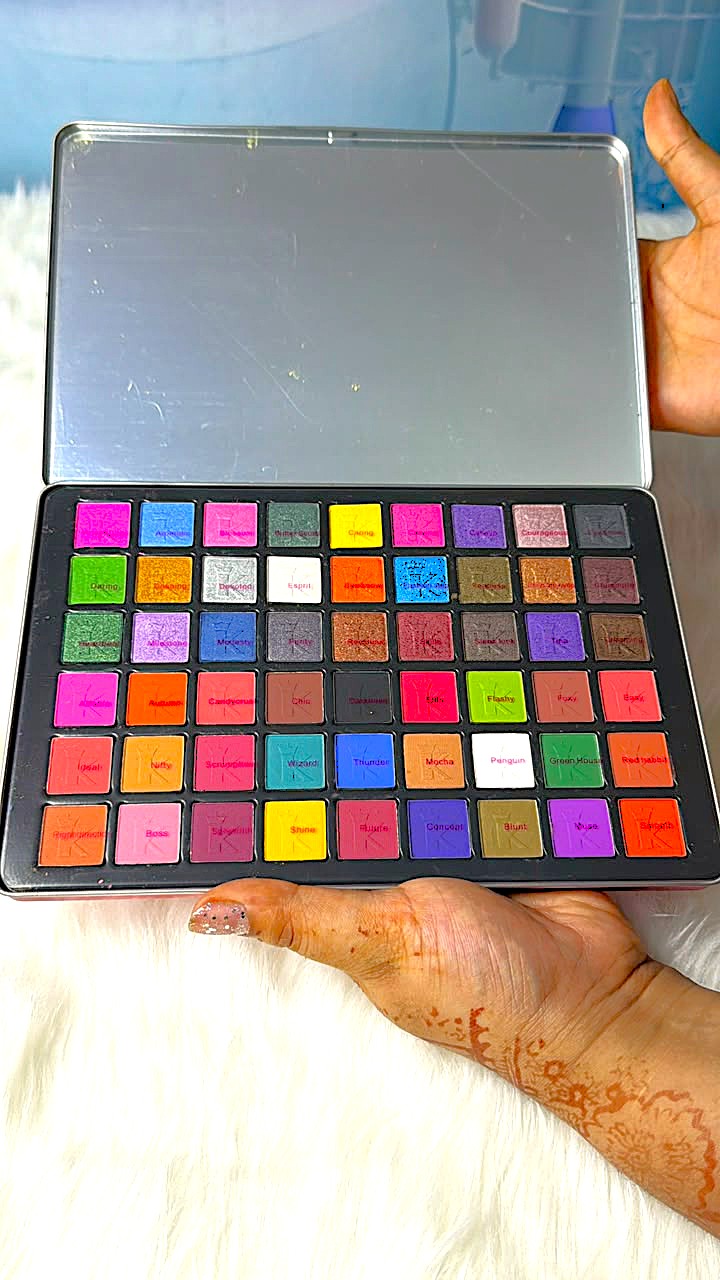 Kashee’s Glimmer Garden – 48 Color Ultimate Eyeshadow & Pigment Palette - Image 2