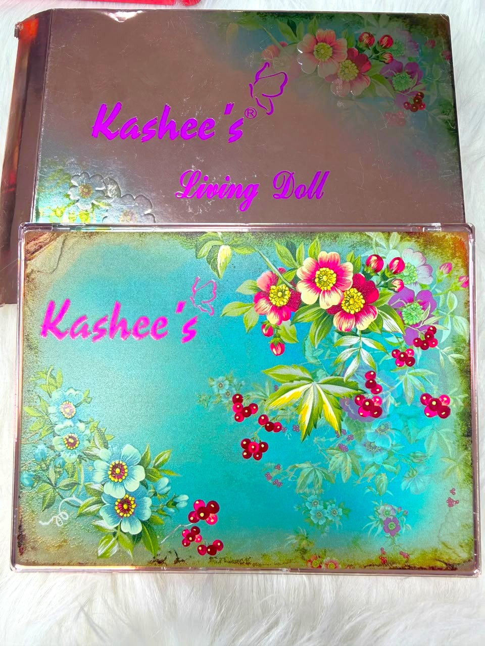 Kashee’s Living Doll – 6 Color High-Shine Highlighter & Glow Palette - Image 3